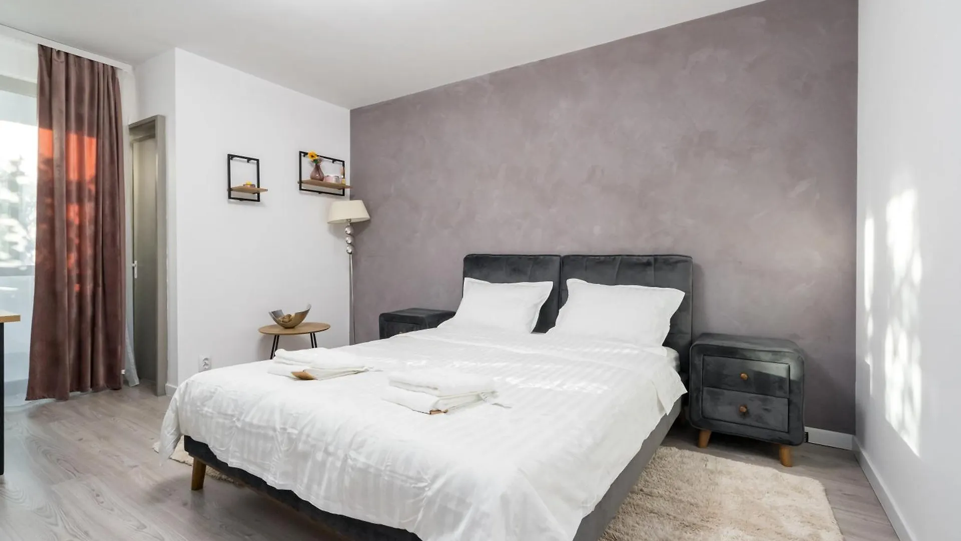 Apartment Oasis Concept Studio Bucharest