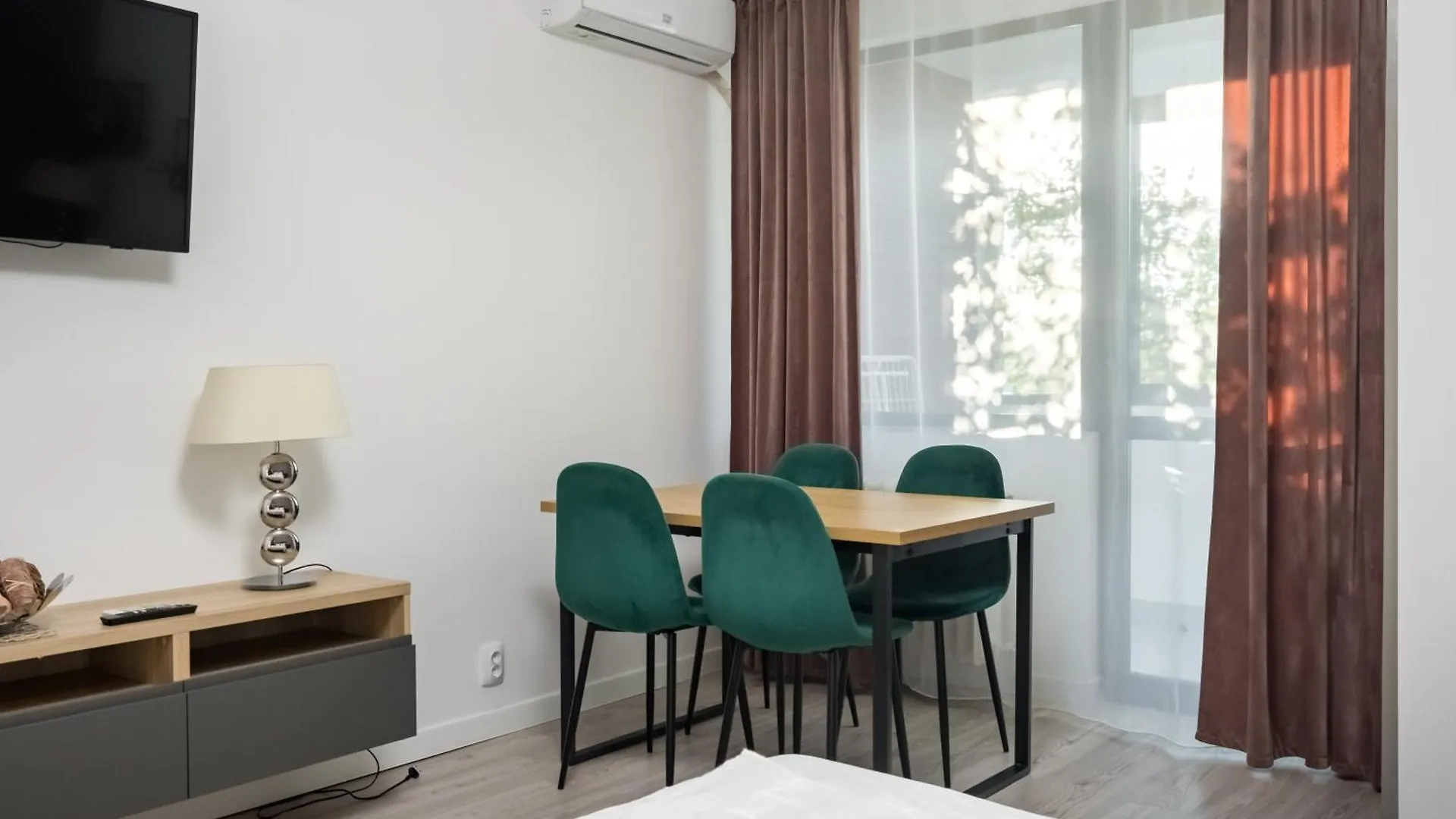 Apartment Oasis Concept Studio Bucharest