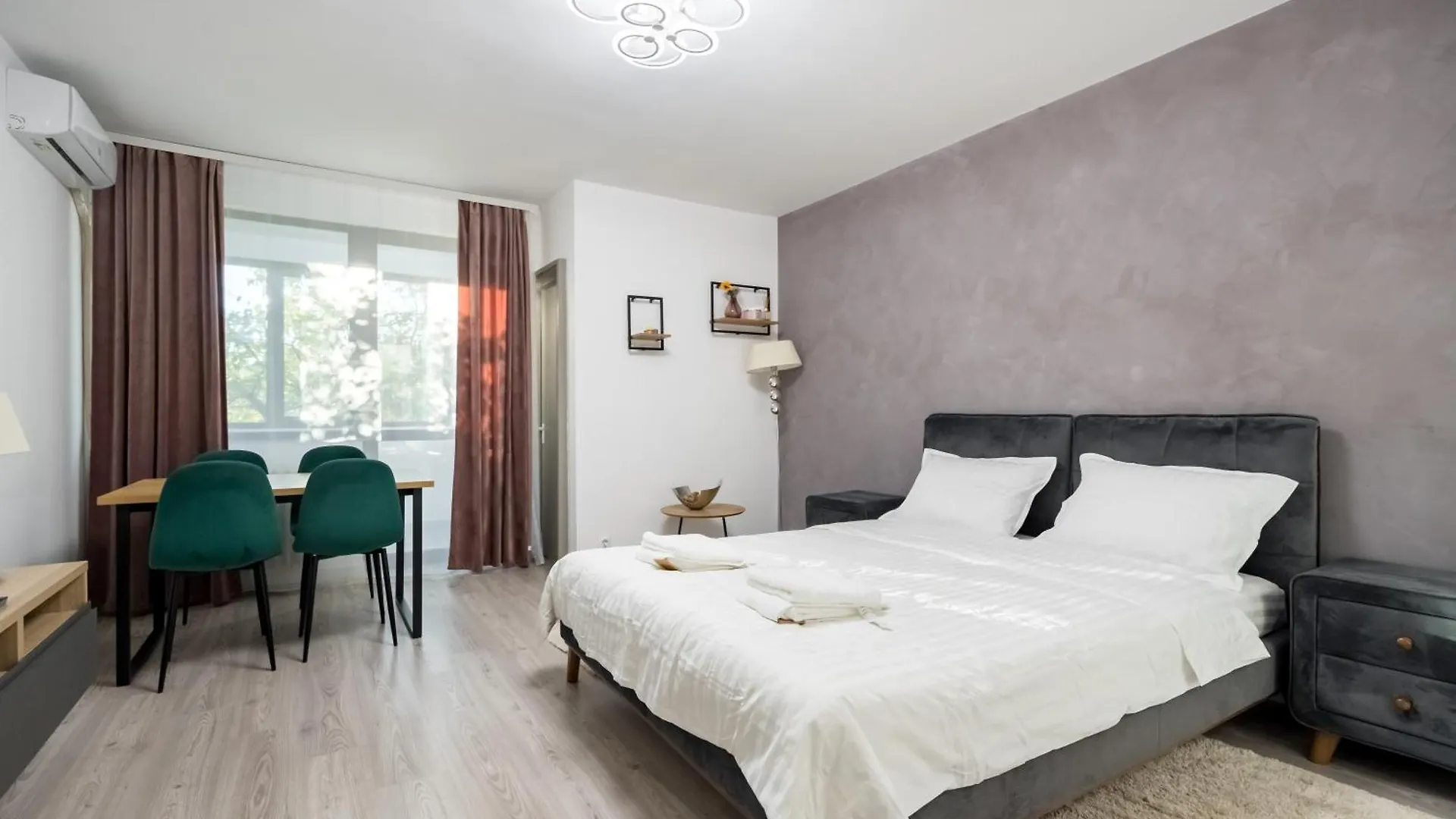 Oasis Concept Studio Bucharest